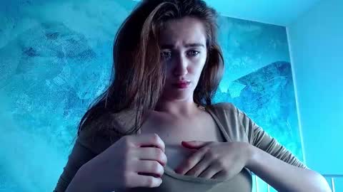 Lina online show from 09.08.25