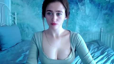 Lina online show from 04.13.26