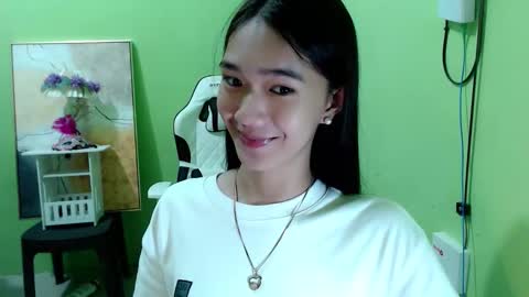 Reign online show from 09.09.25