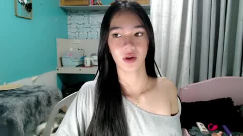 Reign online show from 04.05.26