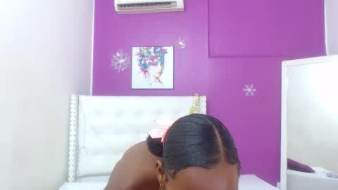 innocent_sexybaby online show from 10.06.25