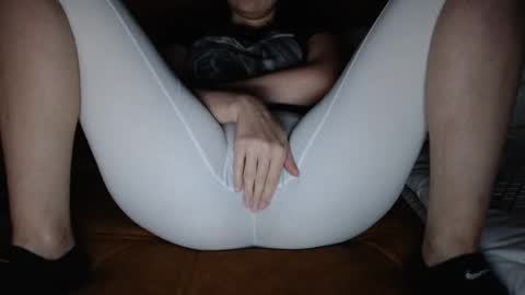 Snapshot of inocentekitty chatting on 01.24.25 Alessia online show from 01.24.25