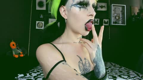   SANIA  online show from 01.15.25