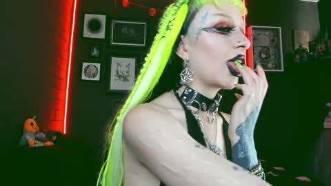   SANIA  online show from 02.04.25