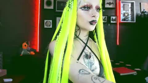   SANIA  online show from 02.18.25