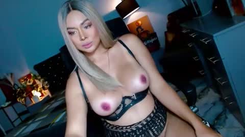insatiable_queen16 online show from 05.29.26