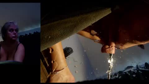 Snapshot of insatiablecpl333 chatting on 02.19.25 InsatiableCpl333 online show from 02.19.25