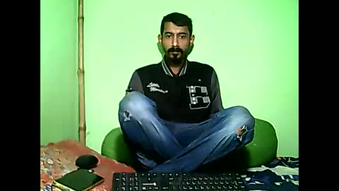 Snapshot of interne8famous chatting on 01.11.25 interne8famous online show from 01.11.25