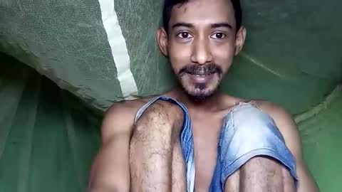 interne8famous online show from 12.05.25