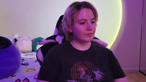 Faye online show from 12.22.24