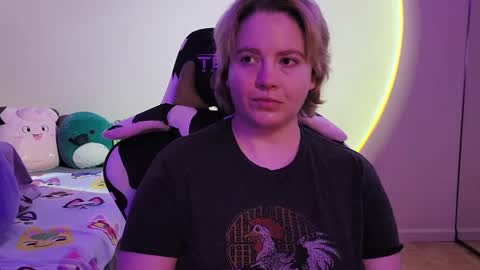 Faye online show from 12.22.24