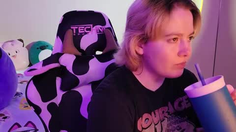 Faye online show from 12.29.24