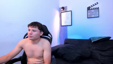 Snapshot of interracial_wallen chatting on 11.28.25 Damian Sam Jack Daniel and James online show from 11.28.25