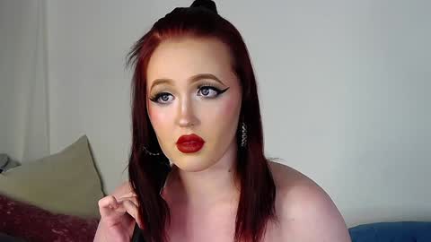 Snapshot of irinaart chatting on 12.22.24 Irina online show from 12.22.24