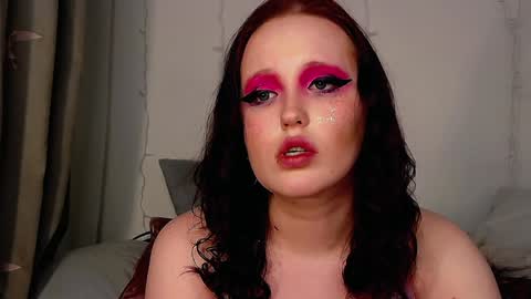 Snapshot of irinaart chatting on 01.16.25 Irina online show from 01.16.25