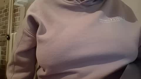 Snapshot of irinnak chatting on 02.22.25 IrinnaK online show from 02.22.25