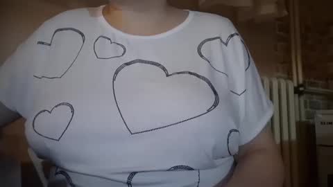 Snapshot of irinnak chatting on 12.01.25 IrinnaK online show from 12.01.25