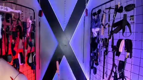 iris_cinthia_bdsm online show from 07.05.26