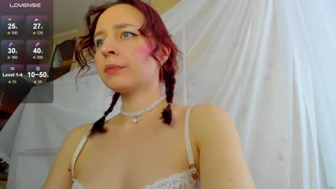 Snapshot of iris_crispy chatting on 12.24.24 Iris online show from 12.24.24