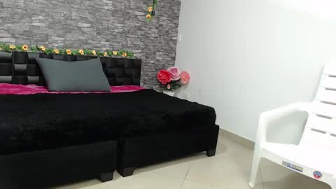 Snapshot of iris_joi chatting on 03.03.25 Iirs online show from 03.03.25