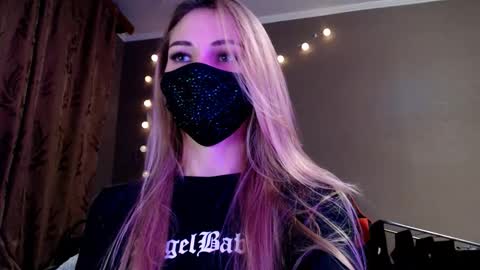 Lily online show from 12.01.25