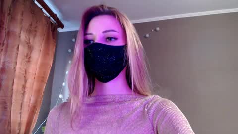 Lily online show from 03.24.26