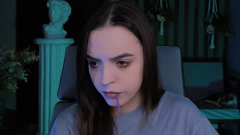 Snapshot of iriscline chatting on 12.04.24 Iris online show from 12.04.24