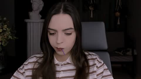 Snapshot of iriscline chatting on 12.05.24 Iris online show from 12.05.24