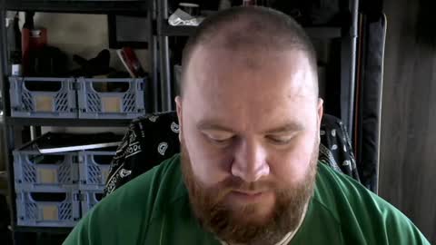 Snapshot of irishdaddy24 chatting on 12.07.24 twitter theirishman205 online show from 12.07.24