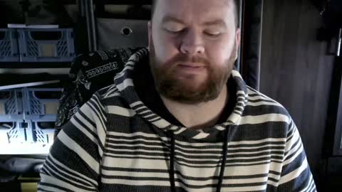 Snapshot of irishdaddy24 chatting on 12.15.24 twitter theirishman205 online show from 12.15.24