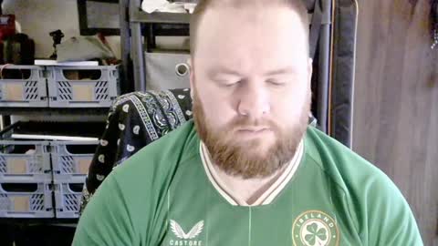 Snapshot of irishdaddy24 chatting on 12.15.24 twitter theirishman205 online show from 12.15.24