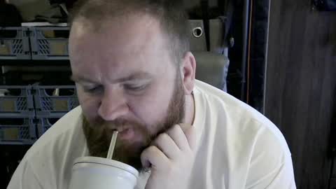 Snapshot of irishdaddy24 chatting on 12.26.24 twitter theirishman205 online show from 12.26.24