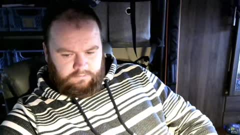 Snapshot of irishdaddy24 chatting on 01.07.25 twitter theirishman205 online show from 01.07.25