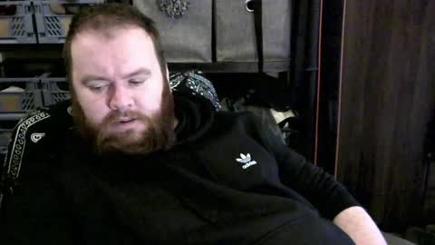 Snapshot of irishdaddy24 chatting on 01.26.25 twitter theirishman205 online show from 01.26.25