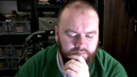 Snapshot of irishdaddy24 chatting on 02.03.25 twitter theirishman205 online show from 02.03.25