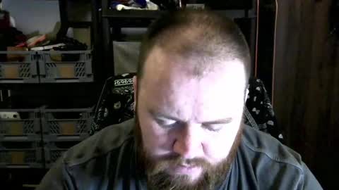 Snapshot of irishdaddy24 chatting on 02.13.25 twitter theirishman205 online show from 02.13.25