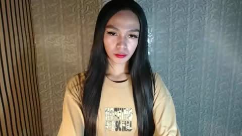 IRISH AND TRIXIE online show from 04.18.26