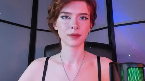 Snapshot of irisice chatting on 12.30.24 Miss Iris Fansly Miss Iris new inst.  online show from 12.30.24