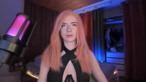 Miss Iris Fansly Miss Iris new inst.  online show from 11.25.25