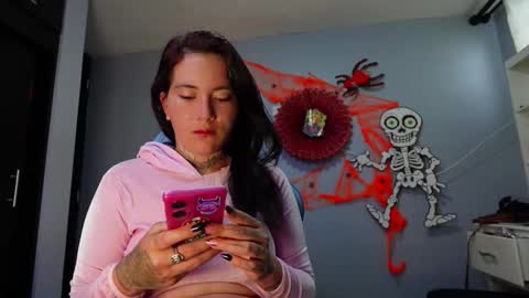 iriss_cardenas online show from 10.28.25