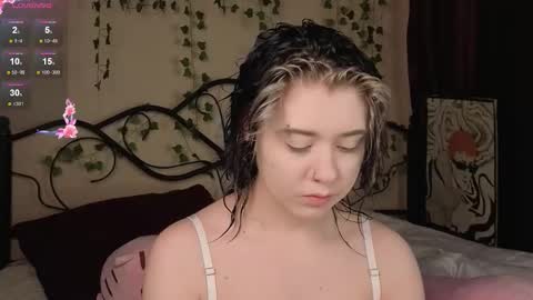 I am Cutie Iris3 online show from 12.20.25