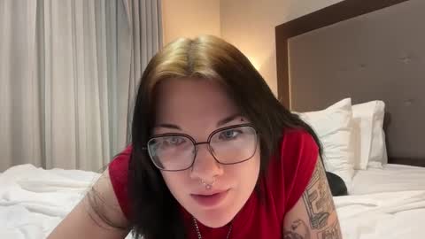 irissweets online show from 10.10.25