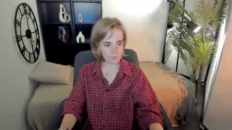 Snapshot of irmaronn chatting on 07.22.26 Irma online show from 07.22.26