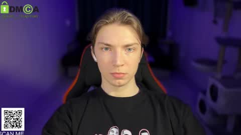 Snapshot of iron__chapman chatting on 12.07.24 Iron online show from 12.07.24