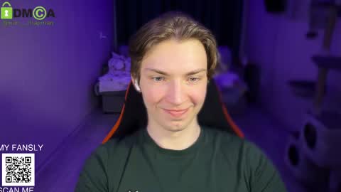 Snapshot of iron__chapman chatting on 12.11.24 Iron online show from 12.11.24