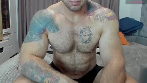 Snapshot of ironhulk22 chatting on 01.26.25 ironhulk22 online show from 01.26.25