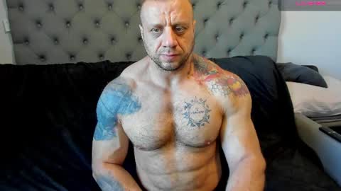 Snapshot of ironhulk22 chatting on 06.20.26 ironhulk22 online show from 06.20.26