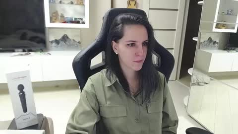 Irwi Tomboy online show from 02.23.25