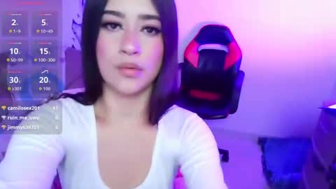 Snapshot of isa__rodriguez chatting on 07.23.26 isa__rodriguez online show from 07.23.26