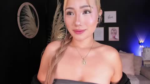 Isa Cortes  online show from 05.12.26